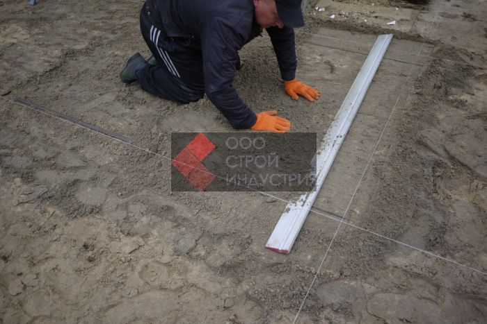 Технология укладки тротуарной плитки на песок своими руками