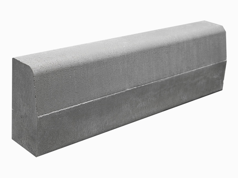 Дорожный бордюр